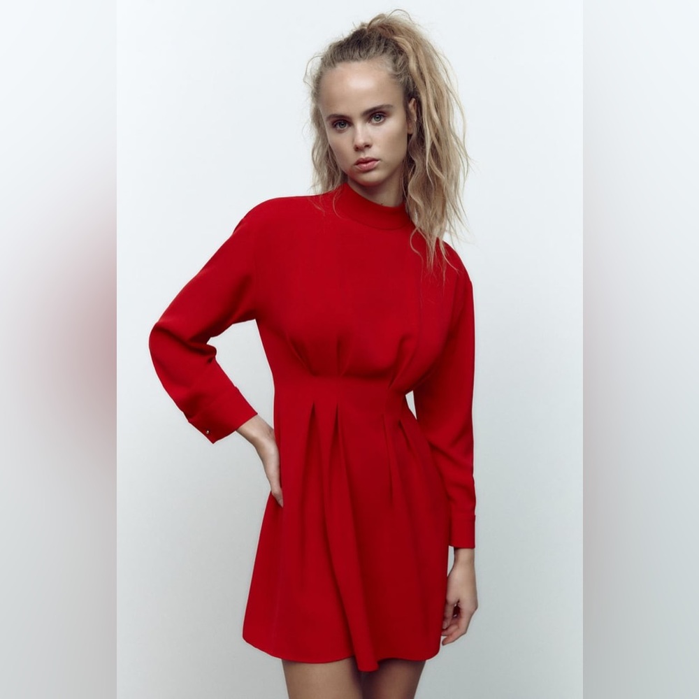 Zara - holiday party RED PLEATED MINI DRESS (XS)